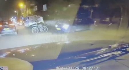 فيديو : اتهام والد من قلنسوة باخفاء مسدس مع طفله